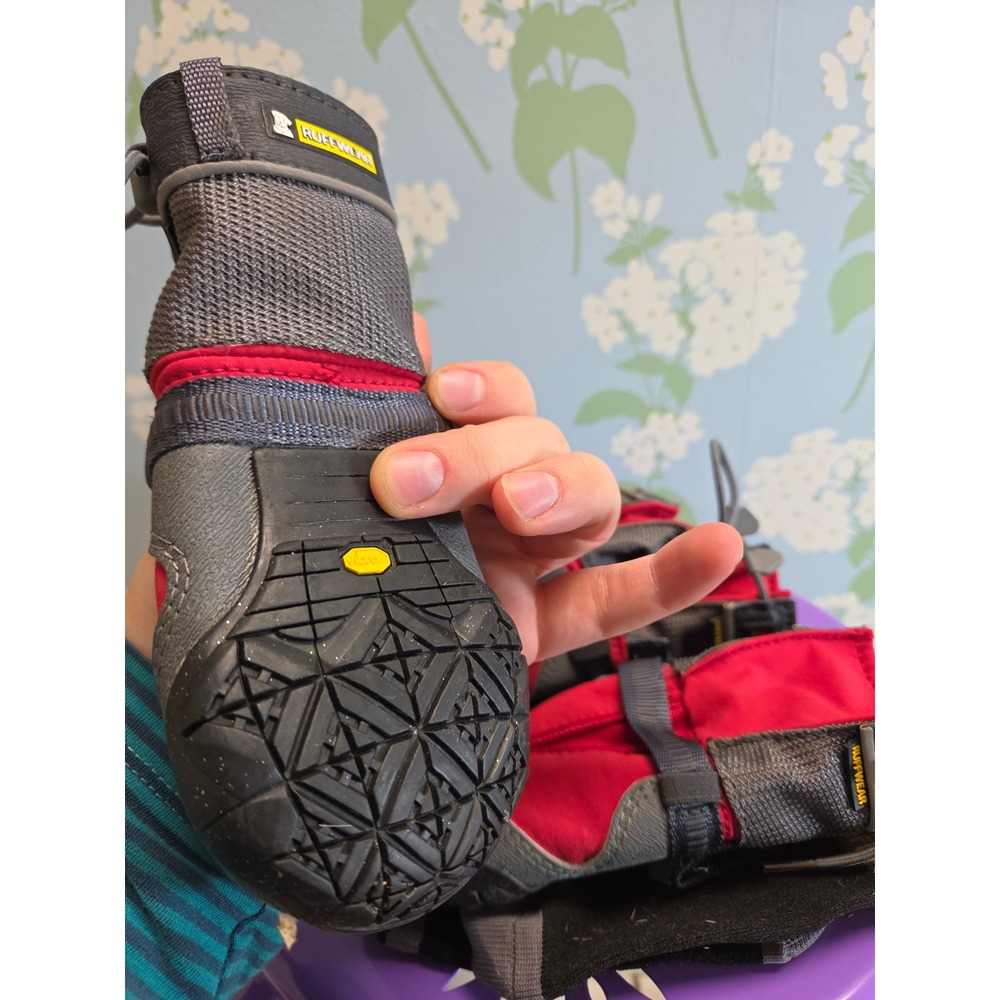 Ruffwear Polar Trex Dog Boots Red Gray Size Small 2.5in Vibram Winter Traction - Picture 4 of 5